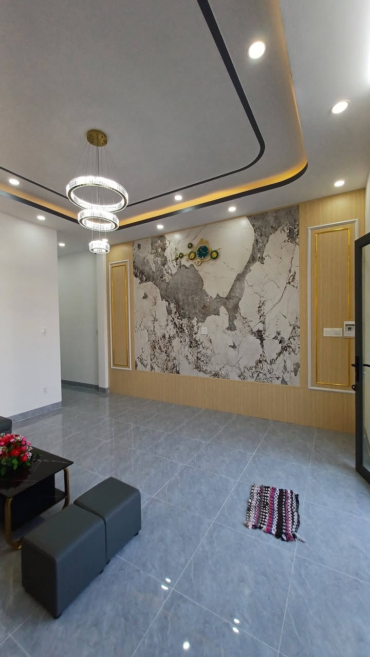 Nhà mặt tiền Ngô Thì Sĩ, Rạch Giá 137m² giá 2.15 tỷ - Chính chủ bán gấp!