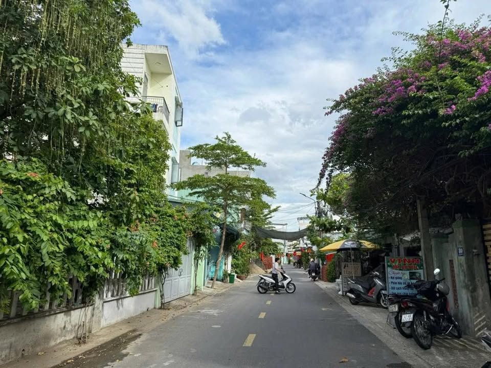 Đất Mặt Tiền Hòa Vang, Đà Nẵng - 270m² Giá Tốt, Tặng Nhà Ở Ngay