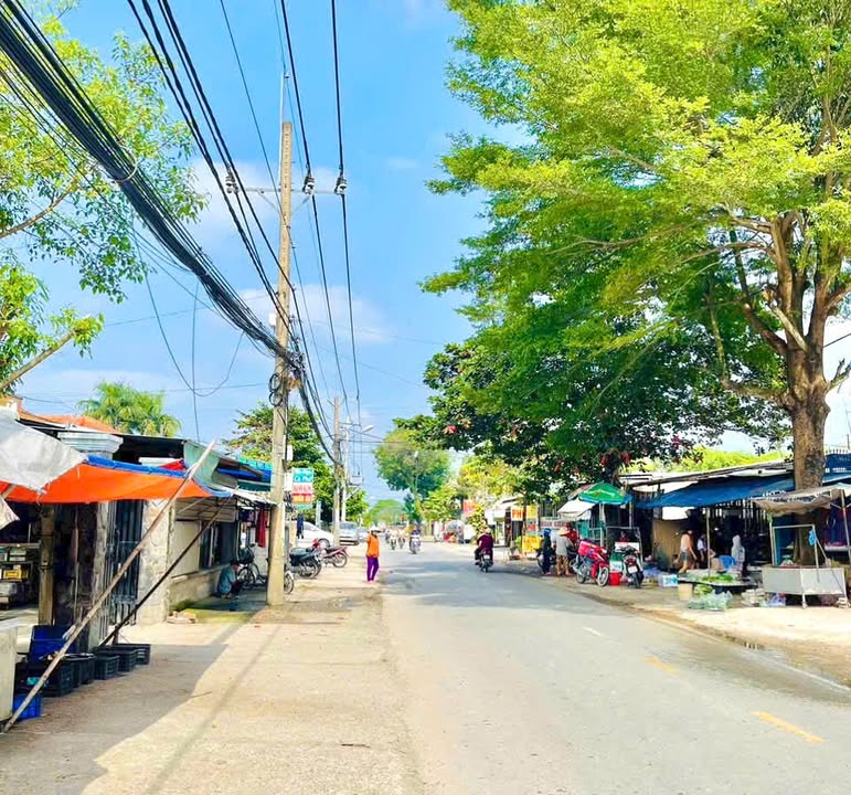 Đất mặt tiền kinh doanh Nhuận Đức, Củ Chi 201m² giá chỉ 2 tỷ - Cơ hội đầu tư sinh lời!