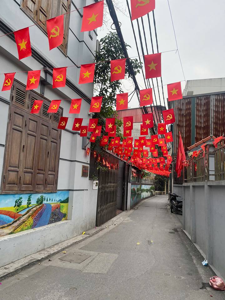 Bán đất tặng nhà Thượng Thanh 54m² giá 8.5 tỷ - Ngõ thông ô tô thuận tiện!