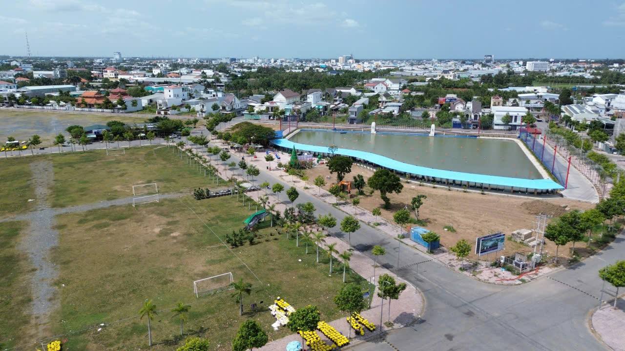 Nhà phố 3 tầng Đường Số 6, TP Sóc Trăng 105m² giá 3.9 tỷ - Chính chủ cần bán gấp!