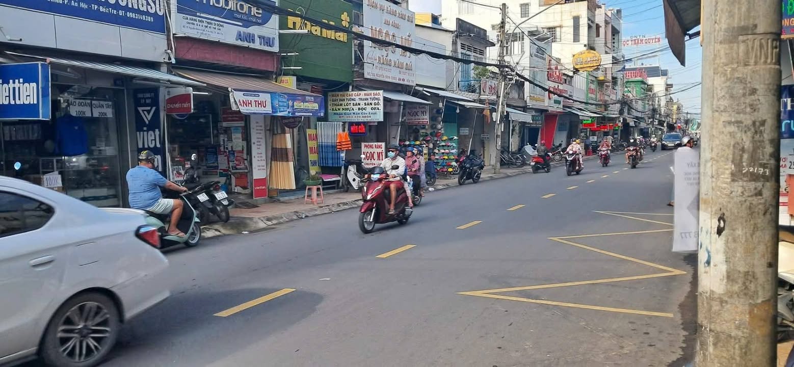 Nhà mặt tiền Nguyễn Đình Chiểu, TP Bến Tre 67m² giá 8 tỷ - Đầu tư sinh lời ngay!