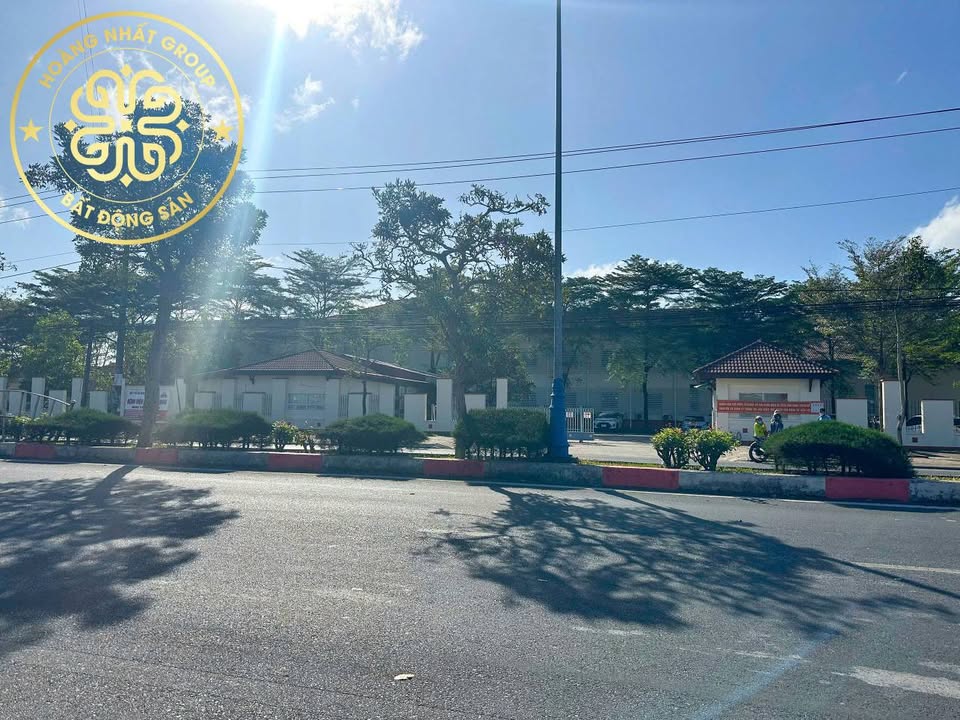 Nhà mặt tiền lớn Đường Quản Lộ Phụng Hiệp, Cà Mau, 130m² - Vị trí đắc địa cho kinh doanh!