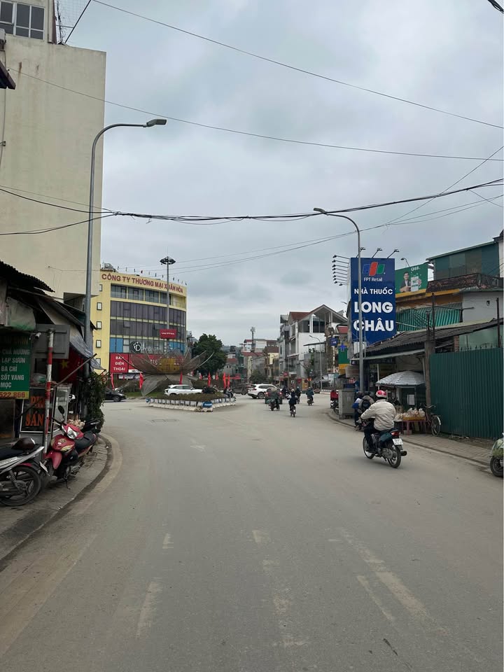 Nhà mặt tiền 2 tầng tại phường Sông Hiến, 95m² giá 4 tỷ - Đầu tư sinh lời ngay!