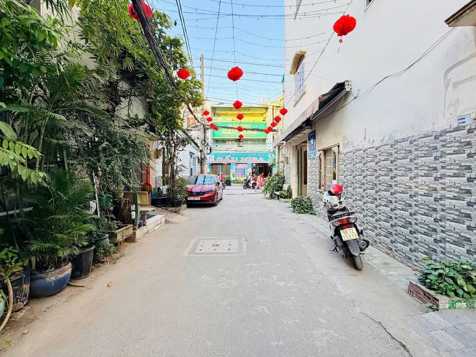 Nhà phố Gò Vấp 48m² giá 7.68 tỷ - Vừa ở vừa kinh doanh tiện lợi!