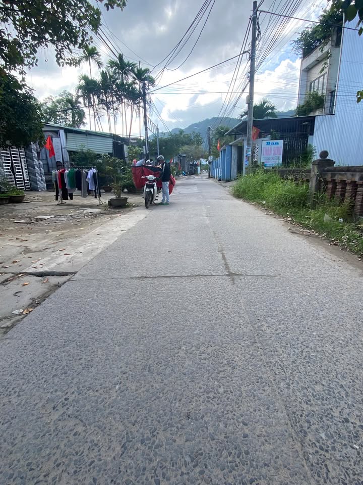 Đất ở đô thị Hòa Liên 180m² giá 2 tỷ - Sổ đỏ chính chủ