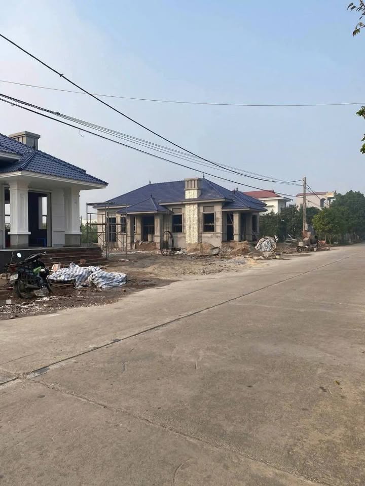 Đất nền 81m² mặt đường 10B Vũ Thư - Sổ sẵn, giá 1.x tỷ