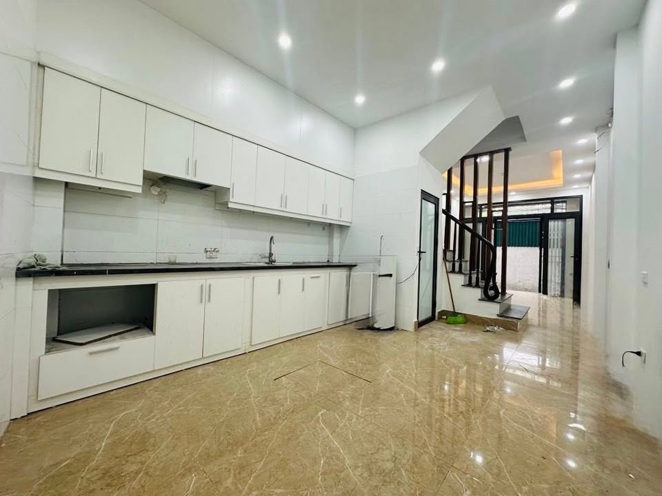 Nhà 4 tầng Di Trạch, Hoài Đức 36m² giá 5.5 tỷ - Sổ đỏ chính chủ sẵn sàng giao dịch!