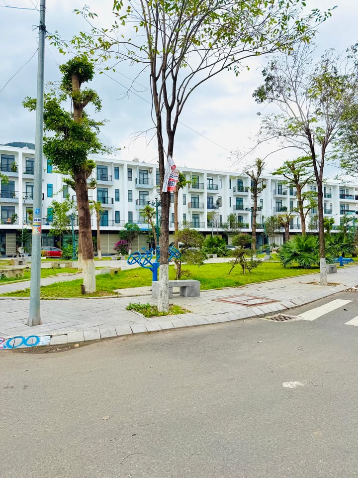 Nhà phố Khu An Phước Quy Nhơn 120m² giá 13 tỷ - Đang có thu nhập 29 triệu/tháng!