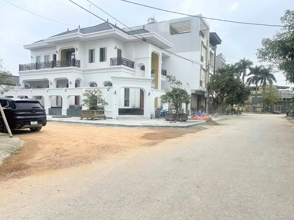 Lô đất Quảng Hưng Thanh Hóa 90m² giá 3.75 tỷ - View công viên thoáng mát