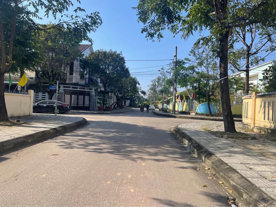 Đất nền Khu dân cư Vườn Cừa, Tam Kỳ 100m² giá 1.6 tỷ - Đầu tư sinh lời ngay!