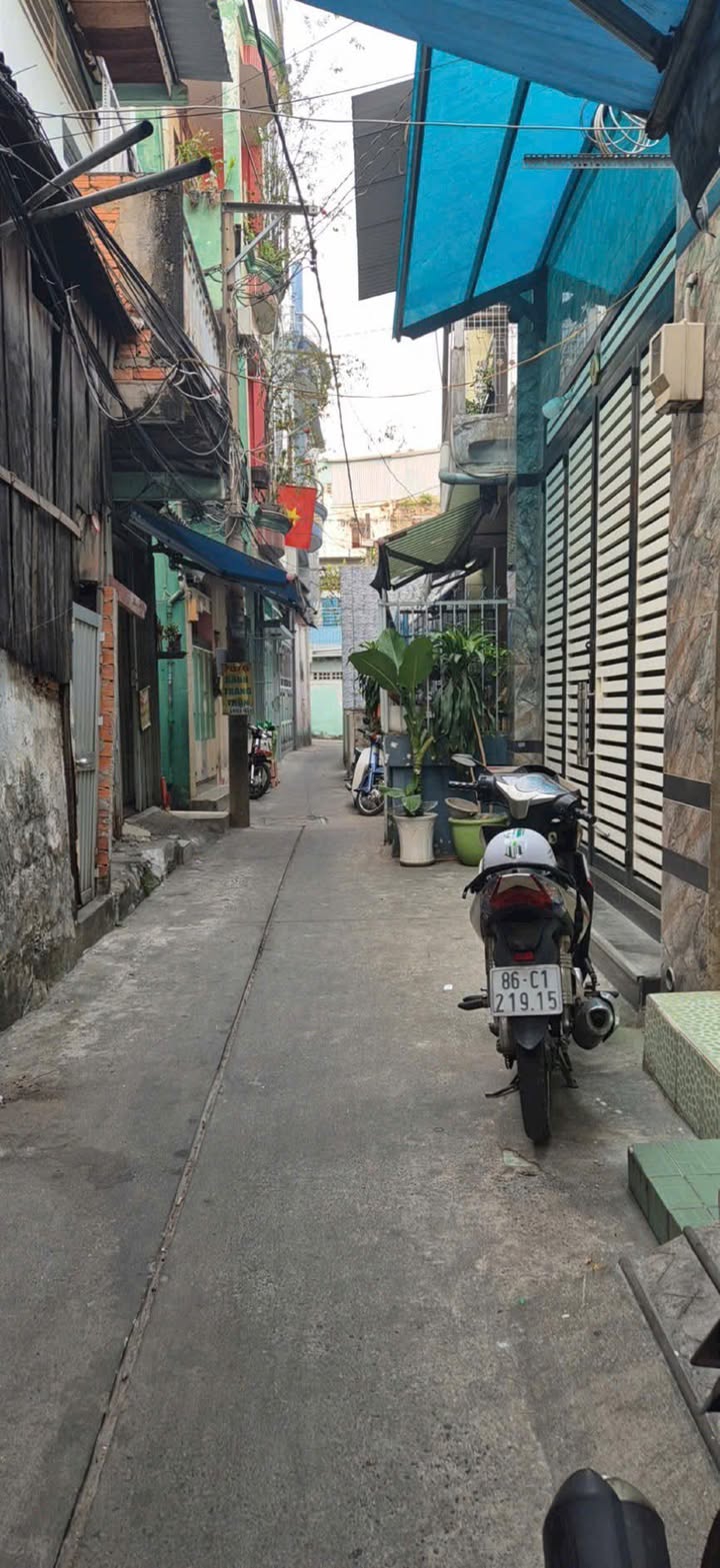 Nhà bán Quận 11, Đường Phan Xích Long, 58m² giá 5.6 tỷ - Đầu tư sinh lời ngay!