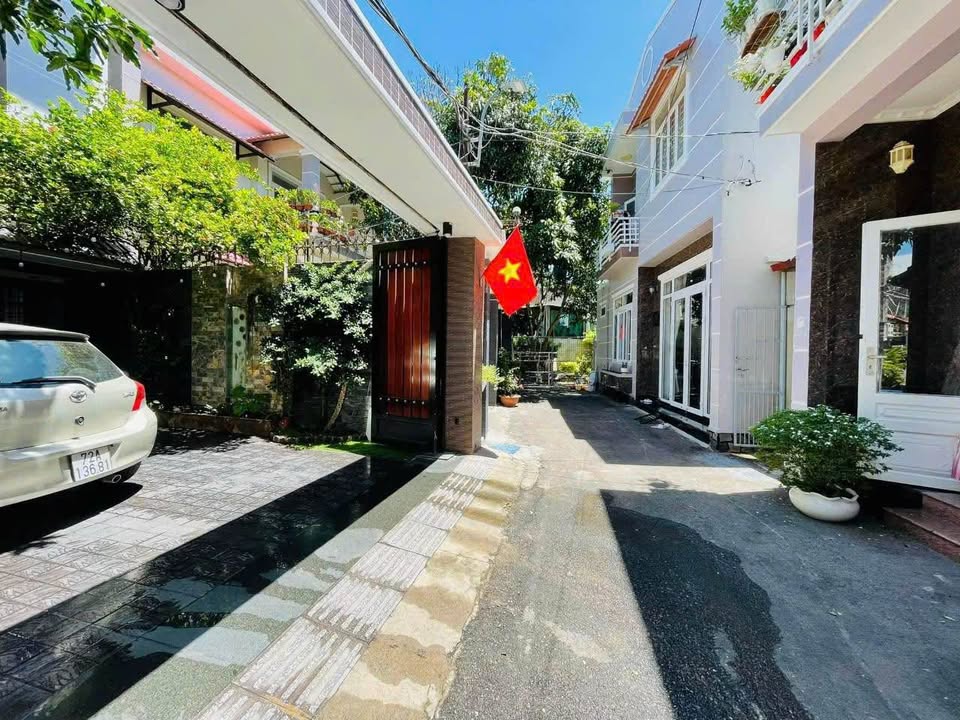 Biệt thự mini đường Xô Viết Nghệ Tĩnh, Vũng Tàu 160m² giá 12 tỷ - Gần biển, chính chủ!