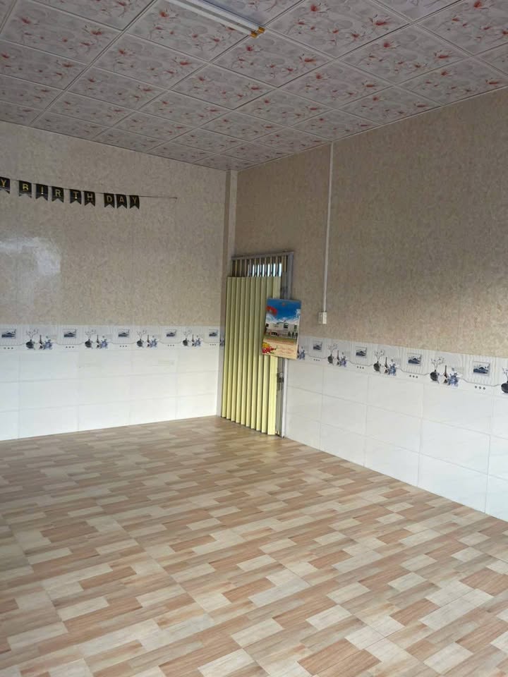 Nhà mặt tiền Nguyễn Thái Học, Cao Lãnh 40m² giá 2,3 tỷ - Kinh doanh ngay!