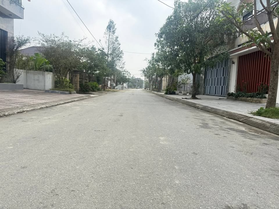 Đất nền Nguyễn Du, 82m² giá 2.2 tỷ - Sẵn sàng đầu tư!