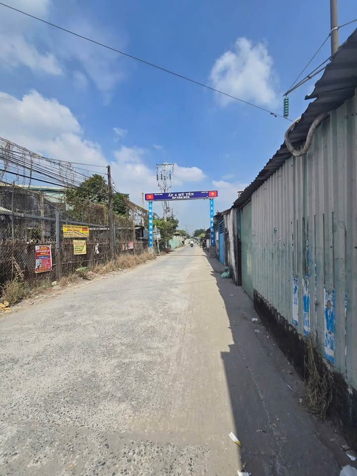 Đất thổ cư ấp 4 Mỹ Yên Bến Lức 150m² giá chỉ 2.2 tỷ - Cơ hội đầu tư tuyệt vời!