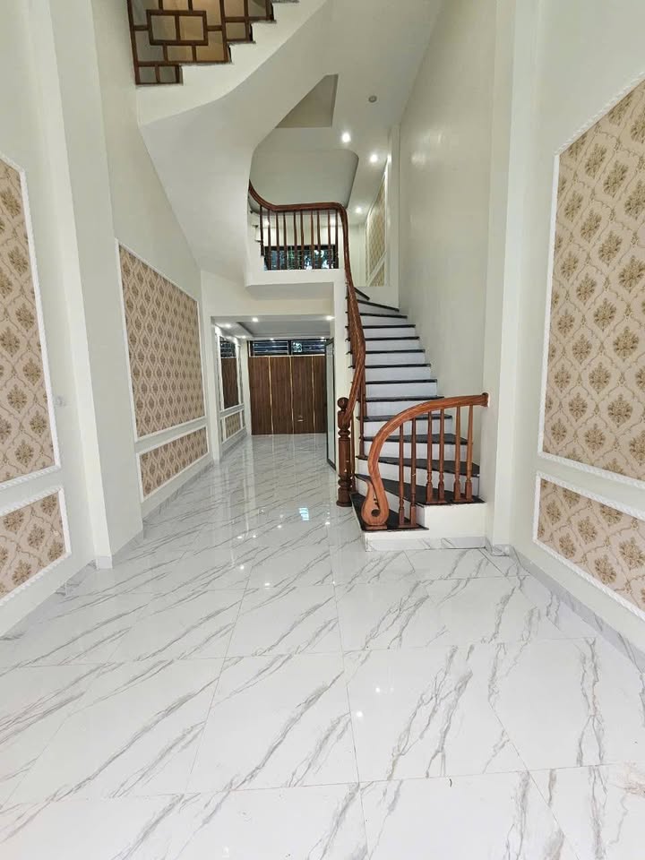 Nhà Huỳnh Cung, Tam Hiệp 37m² giá chỉ 6 tỷ - Vị trí đẹp, an ninh tốt!