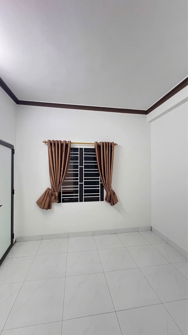 Nhà 2 tầng mới tại Phường Hạc Thành 65m² giá 2 tỷ - Đón Tết an khang!