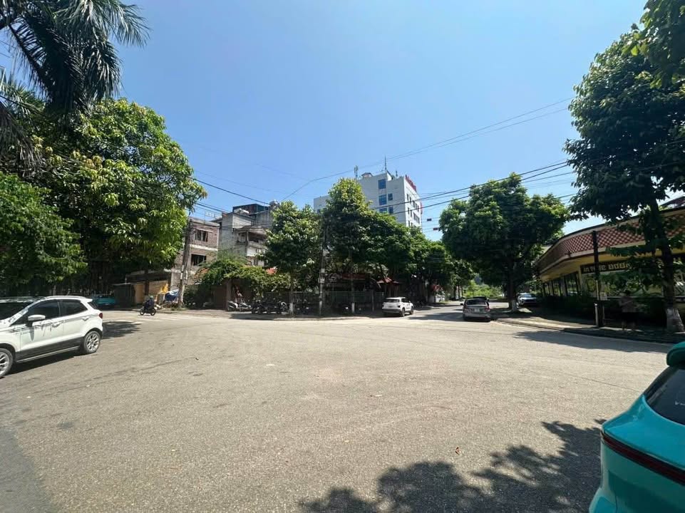 FrontHouse Phùng Chí Kiên, 200m² giá 7 tỷ - Vị trí kinh doanh đắc địa!