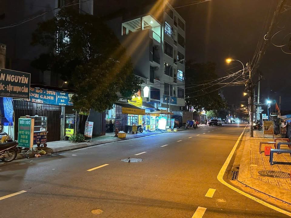 Mặt tiền kinh doanh Nguyễn Hữu Tiến, Tân Phú 183m² giá 25 tỷ - Đầu tư sinh lời ngay!