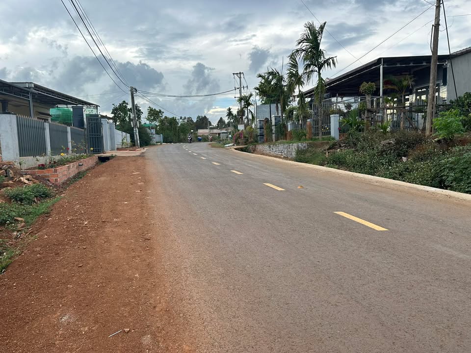 Đất nền xã Đức Mạnh, Đắk Mil 370m² giá 7.215 tỷ - Đường nhựa lớn, tiện lợi giao thông!