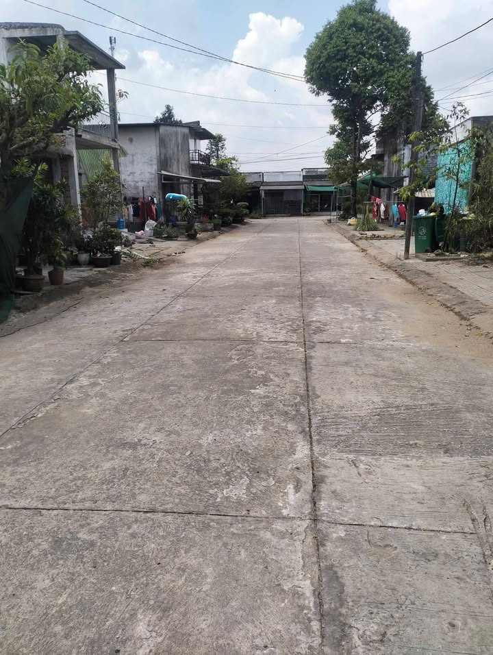 Đất nền xã Phú Tân 100m² giá 500 triệu - Tặng kèm nhà cấp 4