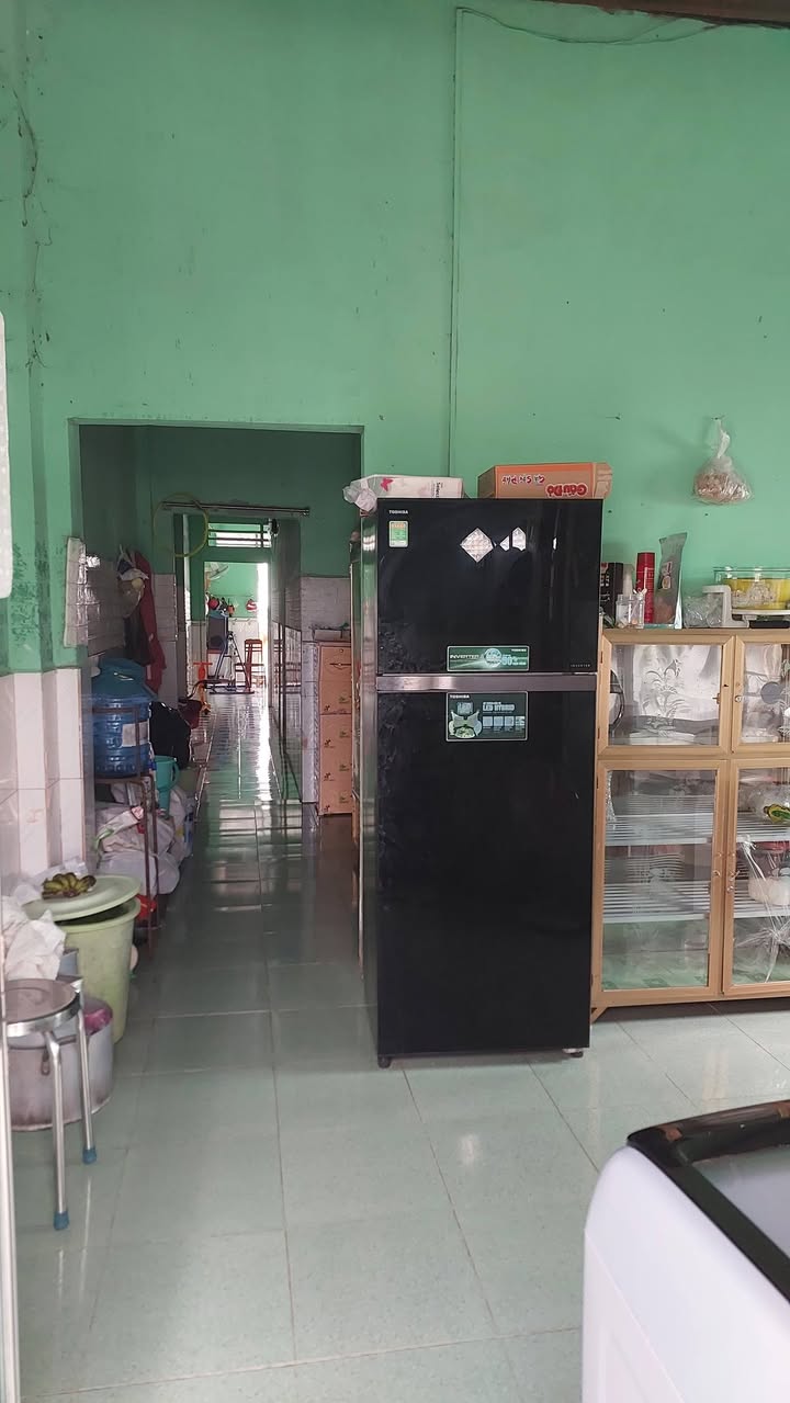 Nhà riêng hẻm Nguyễn Trung Trực, Rạch Giá 290m² giá 1.2 tỷ - Nhà vườn rộng rãi!