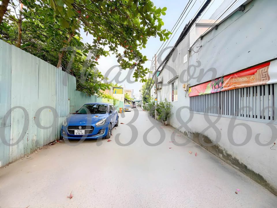 Nhà hẻm xe hơi Đường Huỳnh Tấn Phát, Quận 7, 52m² giá 7.29 tỷ - An ninh, dân trí cao!