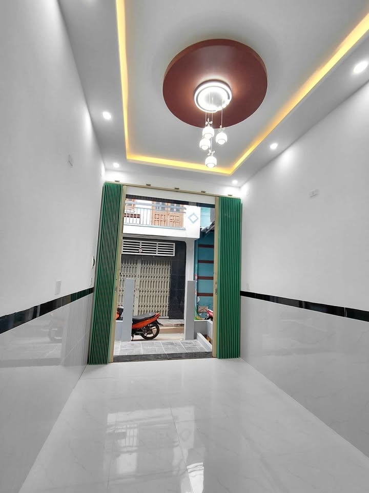 Nhà Ôm Góc 2 Tầng Hẻm 2 P. Ngô Mây, 47m² giá 3 tỷ - Cơ hội đầu tư tốt!