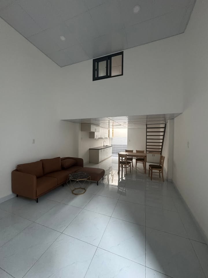 Nhà phố Trung Mỹ Tây, Quận 12, 40m² giá 2,7 tỷ - Cơ hội vàng cho người thu nhập trung bình!