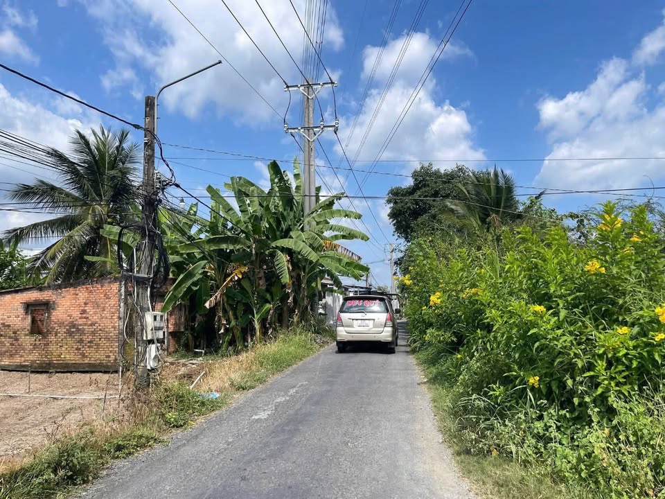 Đất Vườn 777m² View Kênh Đồng Tháp - Giá 1.35 Tỷ - Nghỉ Dưỡng Lý Tưởng