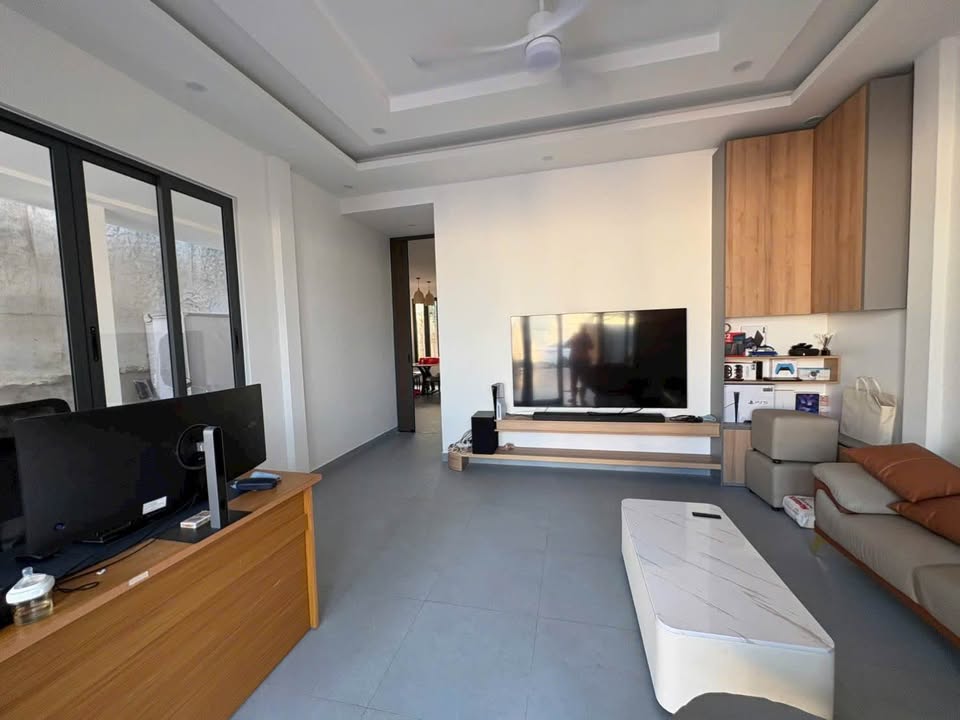 Nhà hẻm 5m đường Trần Phong Sắc, Phường Long Bình, 236m² - Cơ hội đầu tư tuyệt vời!