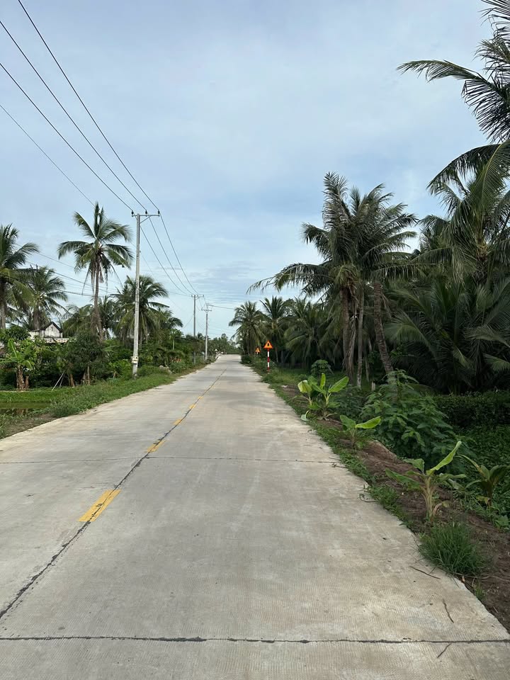 Đất nền Huyện Mỏ Cày Nam 515m² giá 550 triệu - Kinh doanh thuận lợi!