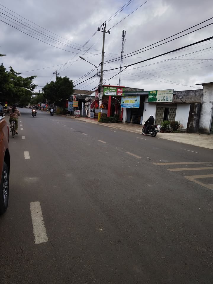 Nhà mặt tiền chợ Ea Kao 300m² giá 7.5 tỷ - Chính chủ bán gấp!