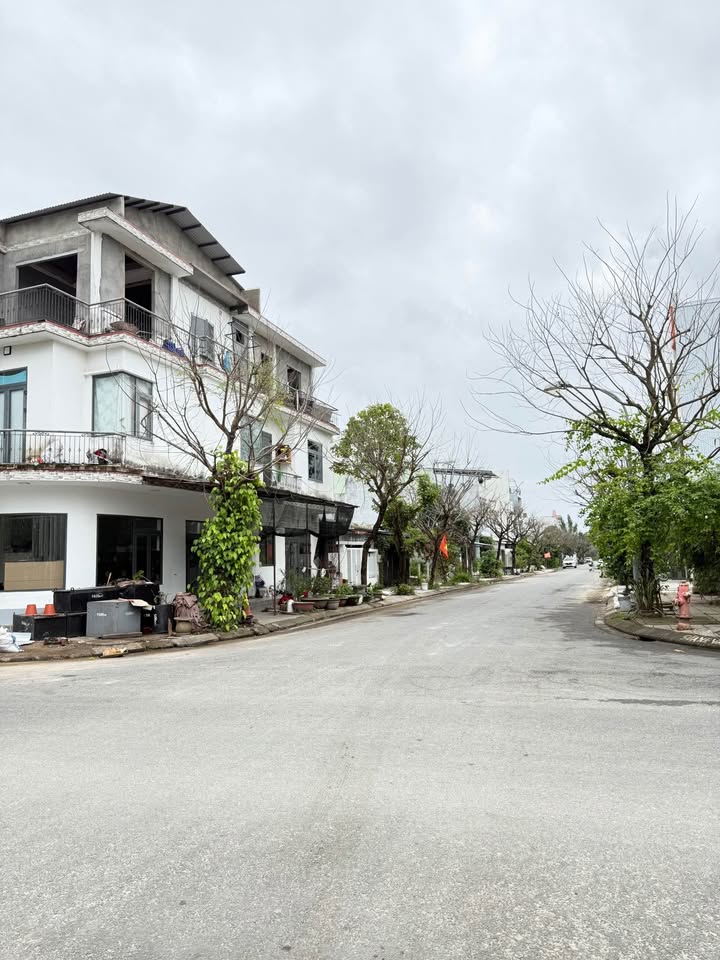 Đất nền đẹp tại Thành phố Tam Kỳ 100m² giá 5.2 tỷ - An cư lý tưởng!