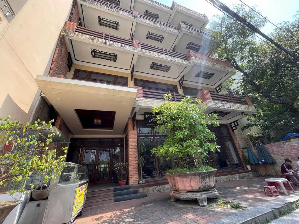 Bán Toà Nhà Cao Tầng Mặt Tiền Nguyễn Công Trứ 509,3m² - Đầu Tư Sinh Lời Tại Phố Tây Huế!