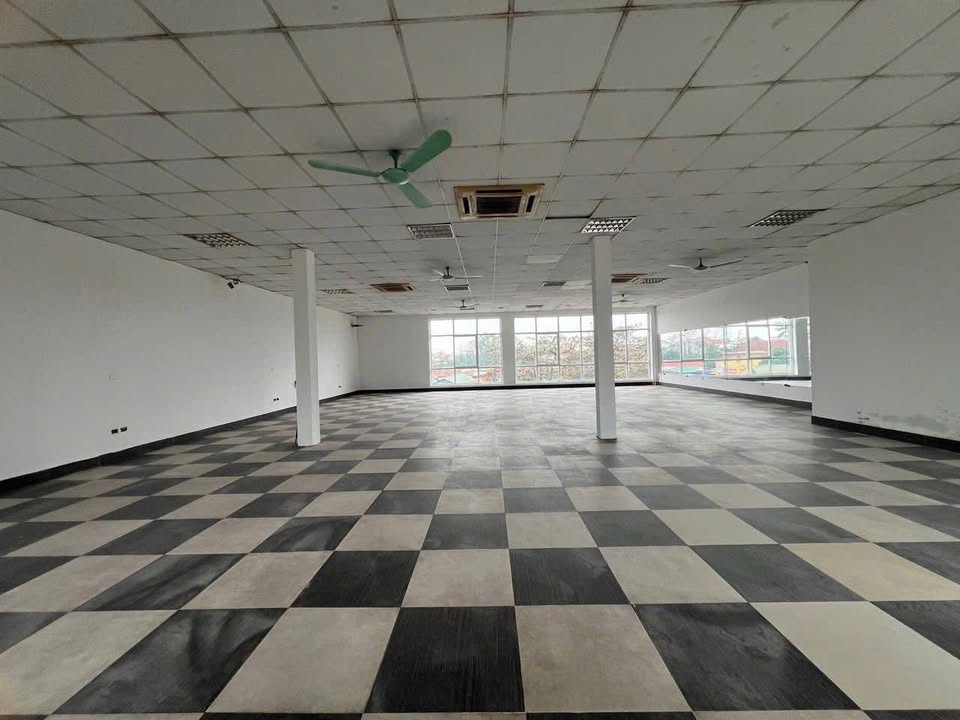 Nhà mặt tiền đường Chợ Lớn, Huyện Bình Xuyên, 200m² - Cơ hội kinh doanh lớn!