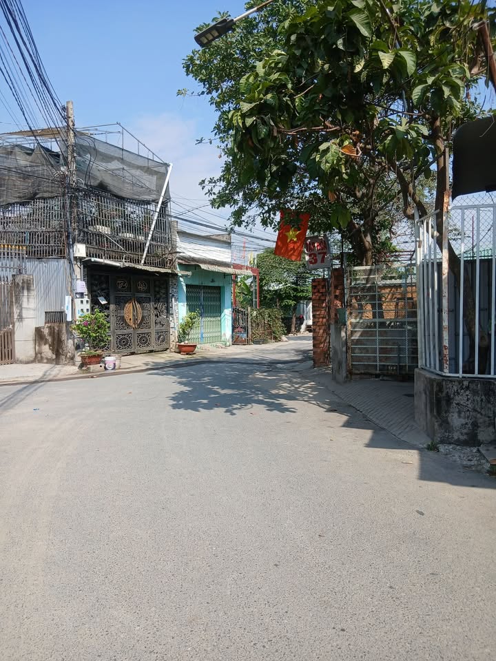 Nhà bán Phường Trảng Dài 100m² giá chỉ 400 triệu - Cơ hội đầu tư tuyệt vời!