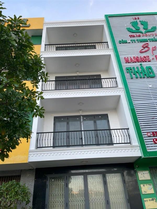 Nhà 4 tầng mặt tiền Hùng Vương, TP Tuy Hòa 92.5m² - Kinh doanh đa ngành nghề!