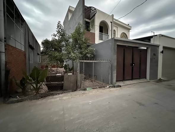 Đất thổ cư Phú Mỹ Thủ Dầu Một 80m² giá 2 tỷ - Đường thông dân cư đông đúc!