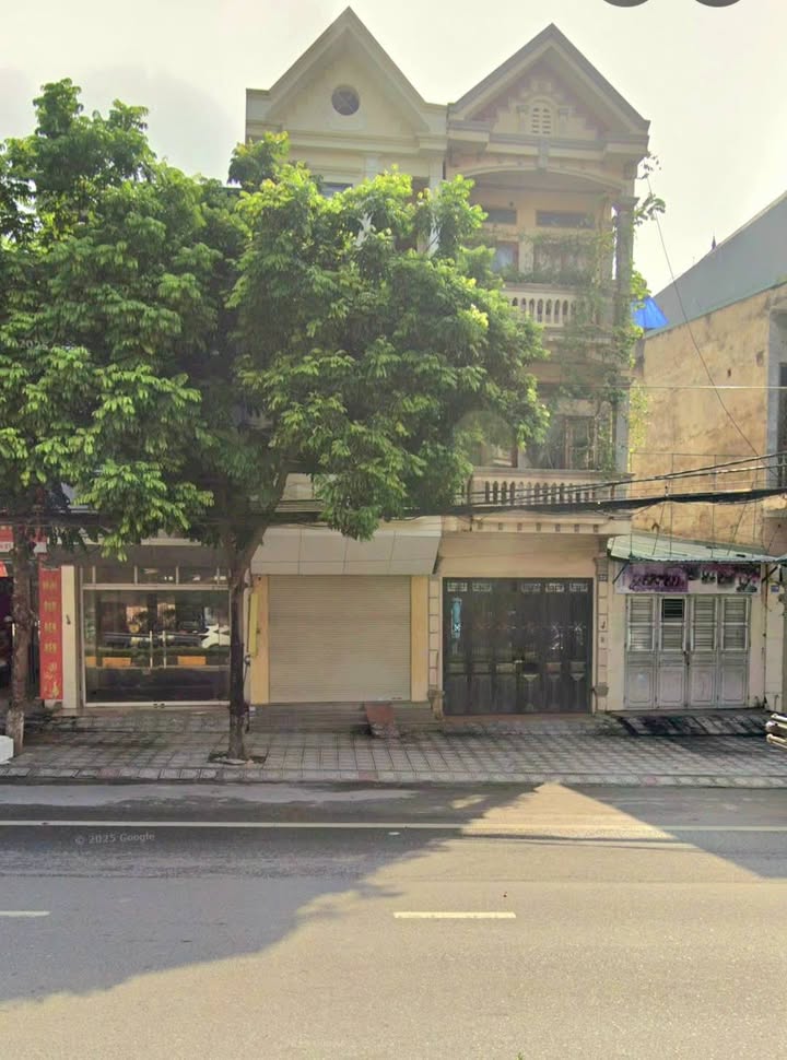 Nhà mặt tiền kinh doanh Đại lộ Hùng Vương, Vĩnh Yên 64m² giá 6 tỷ - Đầu tư sinh lời ngay!