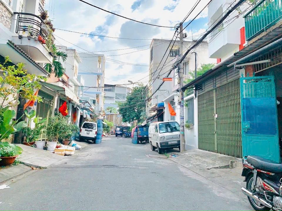 FrontHouse Khu Tân Hương, Quận Tân Phú 144m² giá 16.5 tỷ - Đang cho thuê 20 triệu