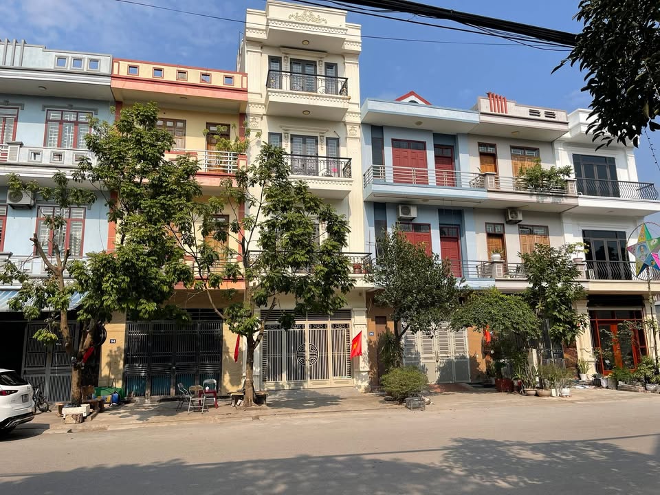 Nhà 3 tầng phường Ngô Quyền, Bắc Giang 100m² - Vị trí đắc địa, giá thỏa thuận!