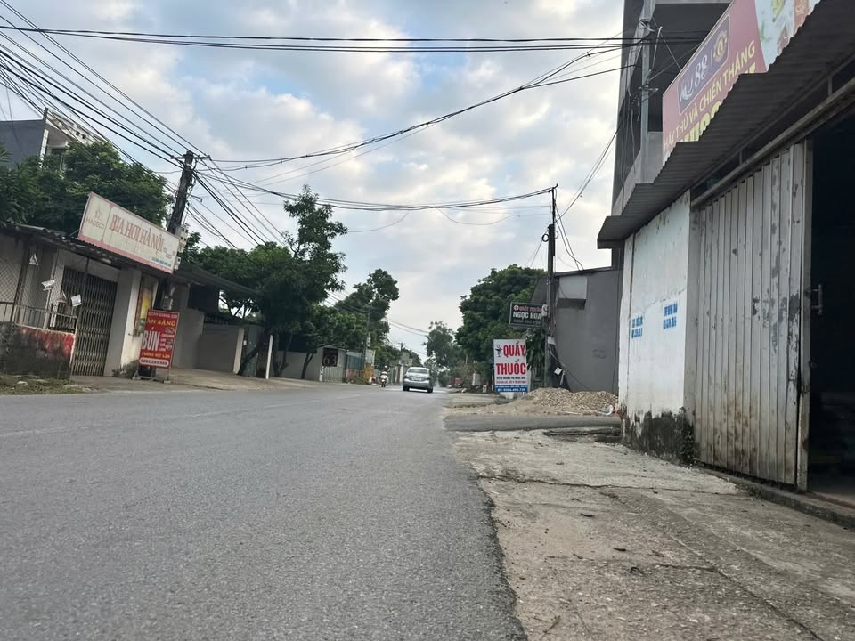 Đất kinh doanh mặt tiền đường DT305C, Hương Sơn, 100m² - Tiềm năng sinh lời cao!