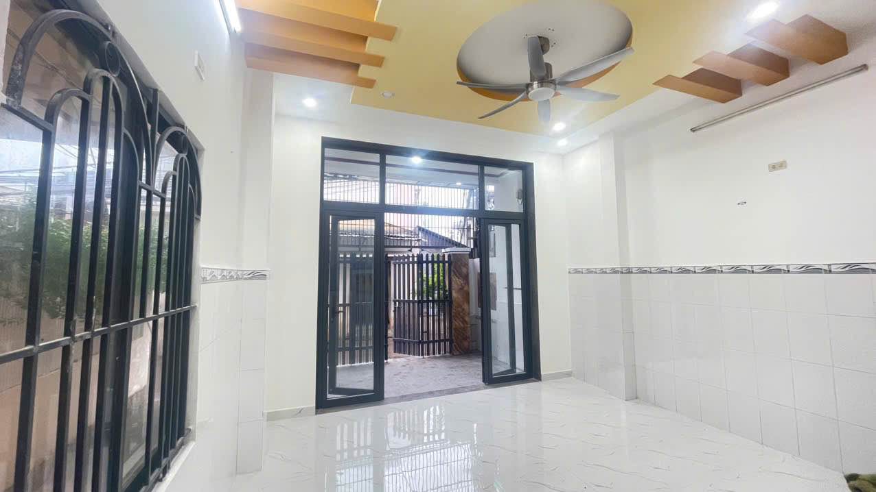 Nhà 2 tầng đường 2/4, Nha Trang 63.5m² giá 4.85 tỷ - Đầu tư sinh lời ngay!