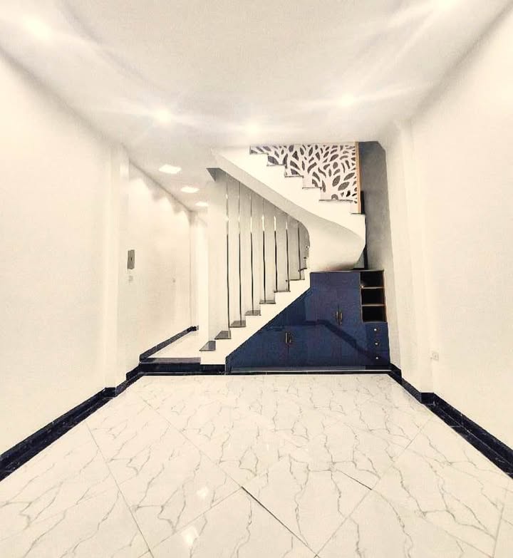 FrontHouse Quang Trung Hà Đông 42m² giá 9 tỷ - Nhà mới xây hiện đại!