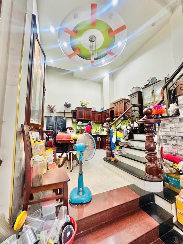 Nhà phố mặt tiền kinh doanh tại AEON Mall Tân Phú 62m² giá 8.2 tỷ - Đầu tư sinh lời ngay!