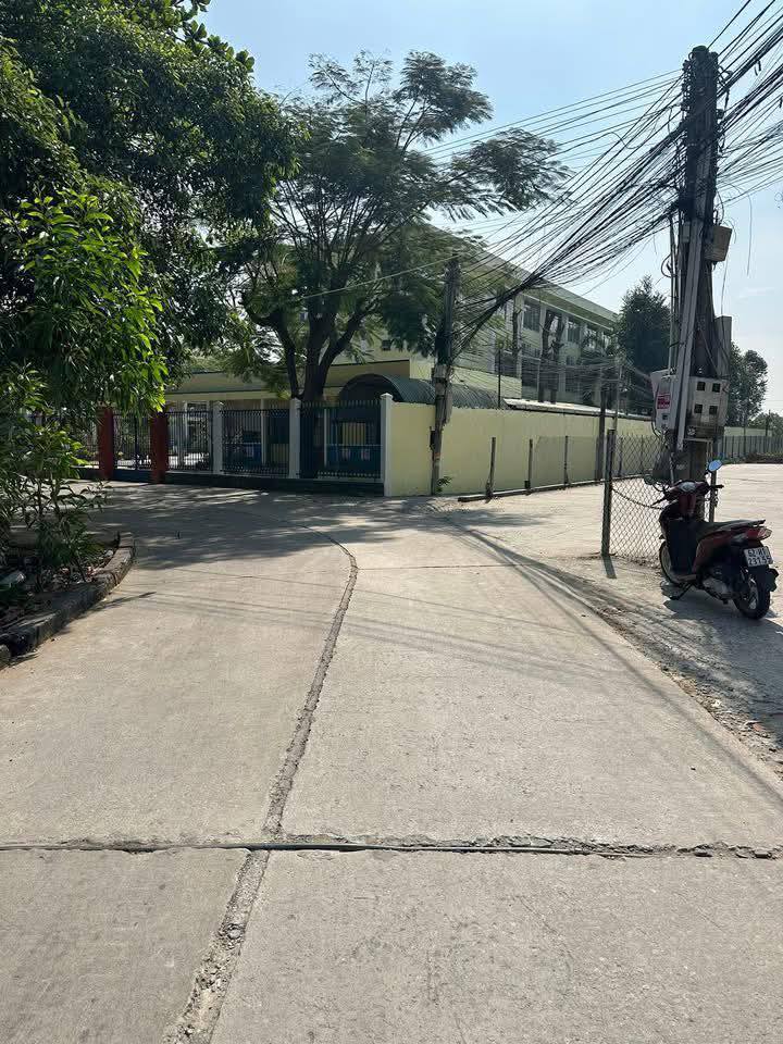 Đất thổ cư mặt tiền kênh Trường Hà Long, 279m² chỉ 2.5 tỷ - Tiềm năng đầu tư lớn!