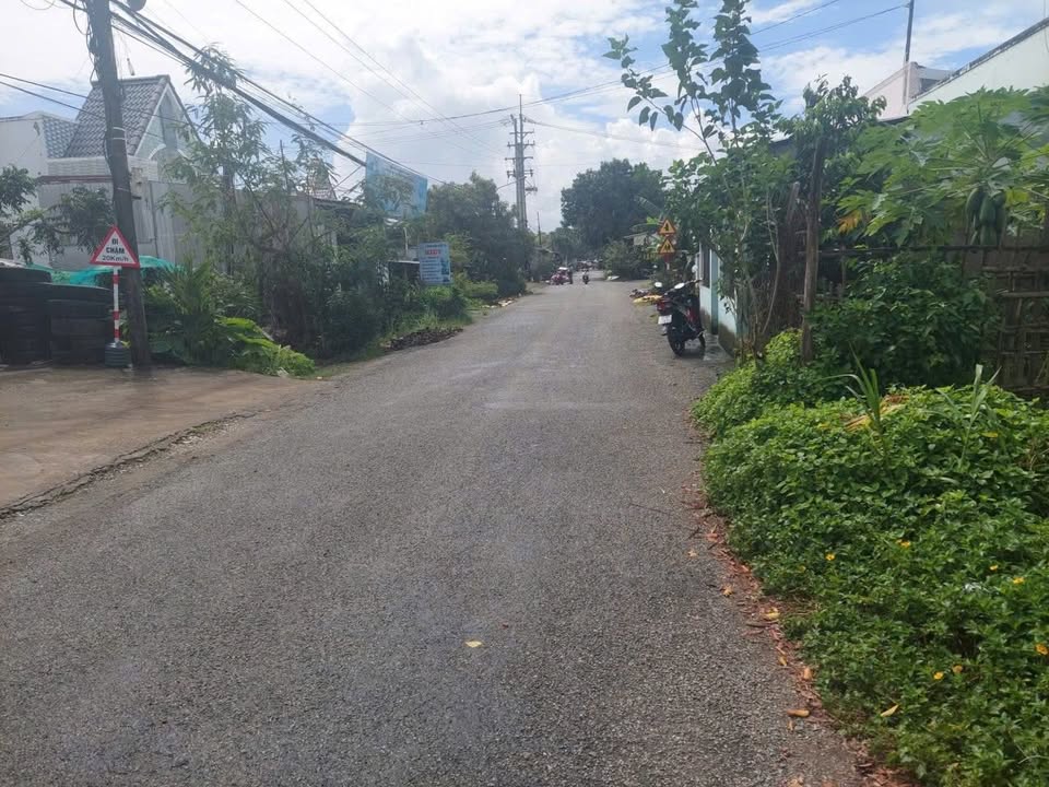 Đất nền đường Hùng Vương, Ngã Năm, 250m², giá 1.25 tỷ - Cơ hội đầu tư sinh lợi!