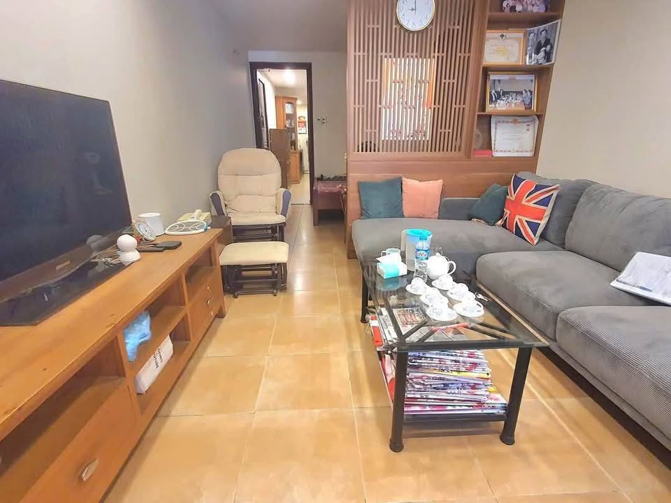 Nhà mặt phố Nguyễn Ngọc Vũ, Cầu Giấy 72m² giá 15 tỷ - Kinh doanh đắc địa!